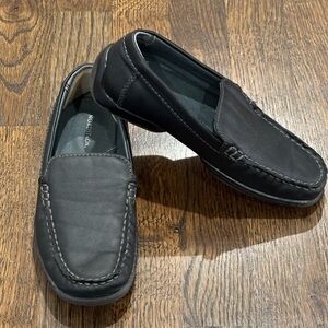 Awesome Kids Black Loafers Size 1M from Nordstrom